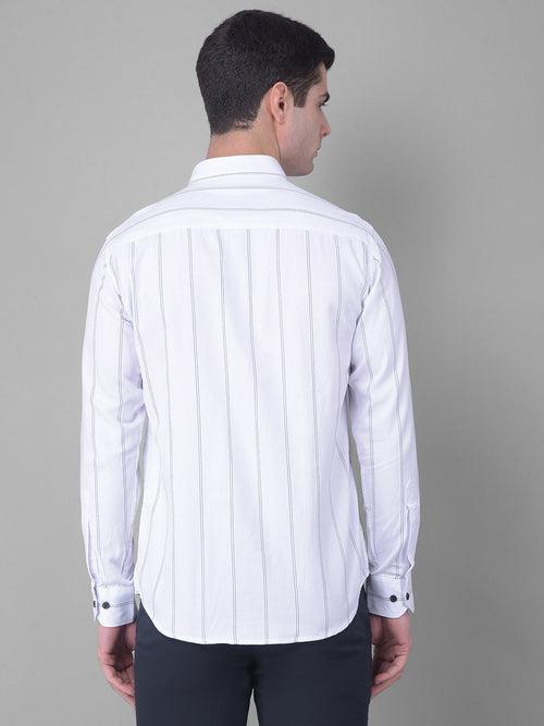 COBB WHITE STRIPED SLIM FIT CASUAL SHIRT