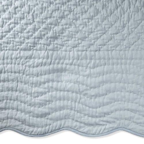 Scallop Edge Linen Quilt