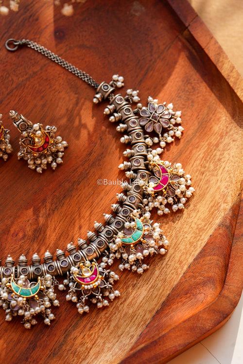 Jeevika Fusion Choker Set