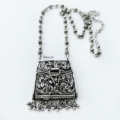 Chitai Purse Locket Silver Necklace