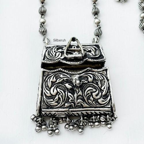 Chitai Purse Locket Silver Necklace