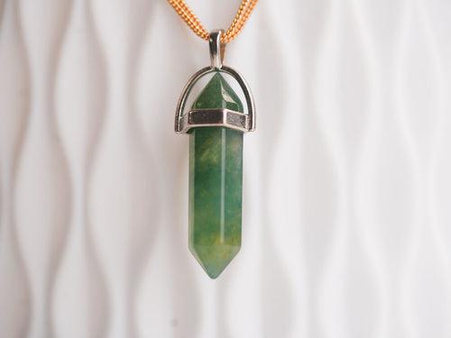 Fluorite Wand Pendant: Embrace Clarity and Spiritual Growth