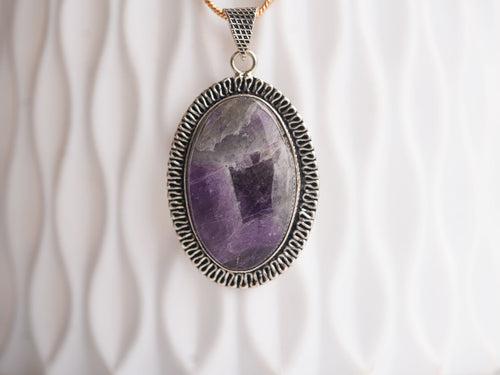 Amethyst Oval Pendant: Embrace Tranquility and Spiritual Insight