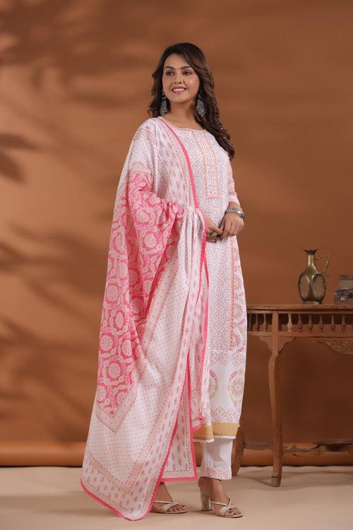 Women Peach Floral Printed Stylish Cotton Kurti Stylish Bottom With Printed Dupatta Suit