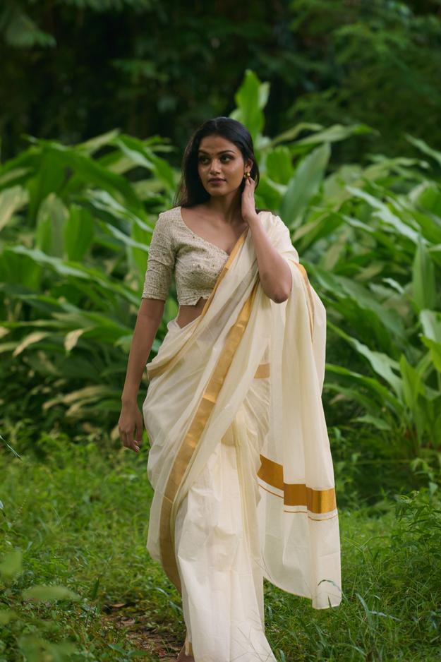 Kasavu Saree