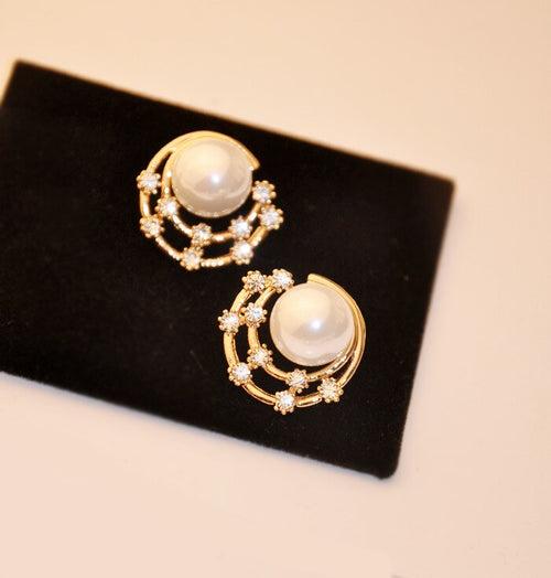 Big Pearl with Crystal Flower Round Stud Earrings