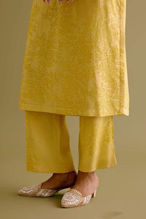 Amaal Salmaan in Yellow Silk Chanderi Dori Embroidered Kurta Set