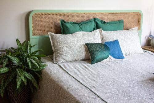 OASIS GREEN BED COVER SET