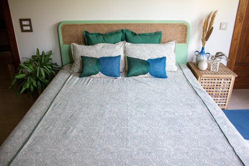 OASIS GREEN BED COVER SET