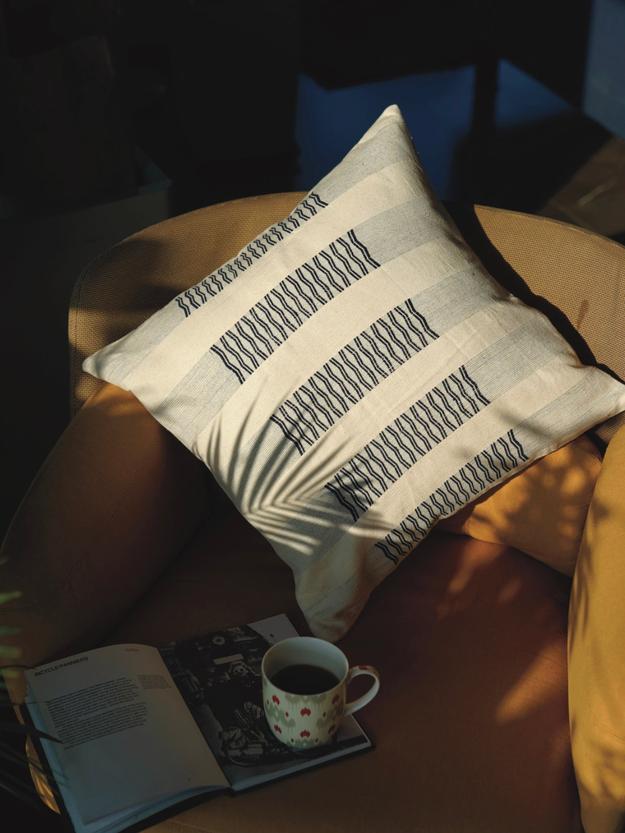 Handwoven Cushion Cover - White