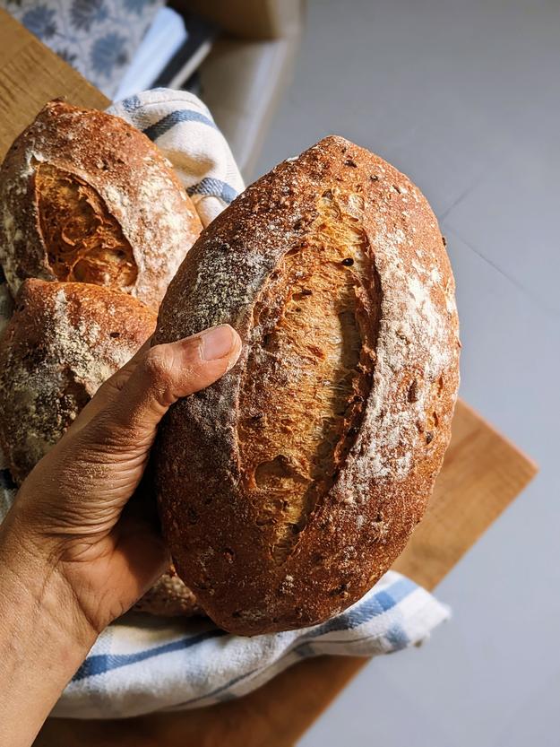 50% Wholewheat Seeded Country Loaf