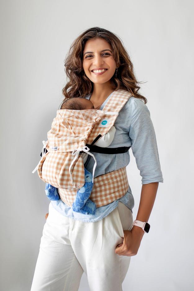 Lali Baby Carrier | 0-2y | Beige Checks