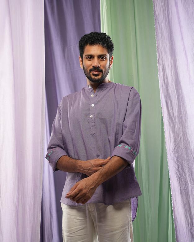 ‘Lilac Meadow’ men’s full sleeve chinese collar kurta shirt in purple handwoven cotton