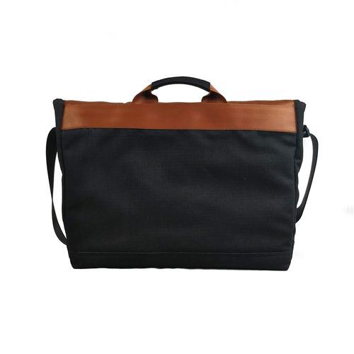 Doer's Messenger Bag in Rust Seat Belt & Black [15" laptop bag]