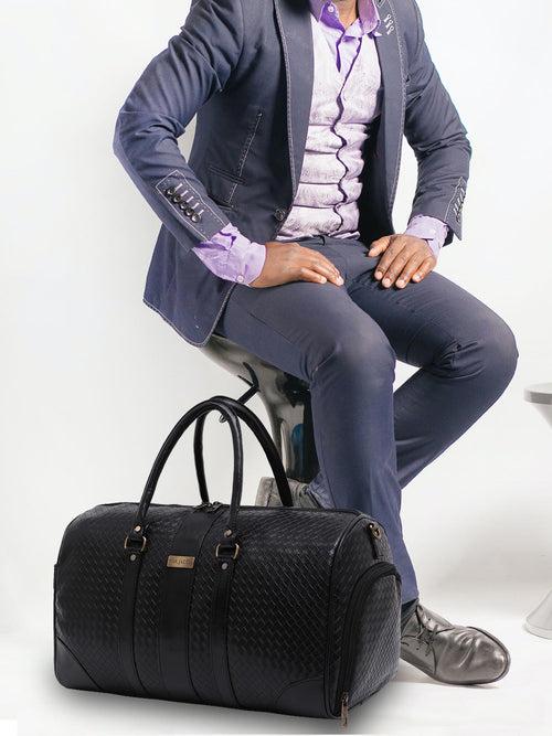 Black Textured Travel Duffle Bag With Shoe Pocket