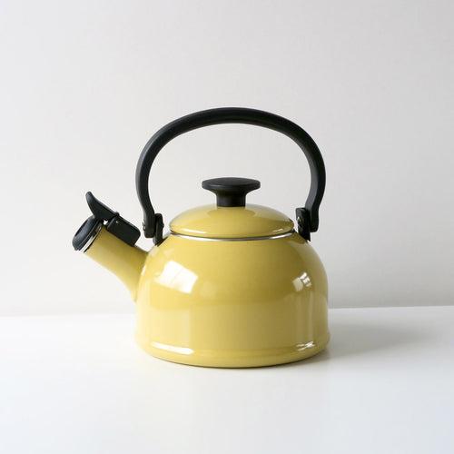 Mustard Whistling Kettle (1.6 Liters)