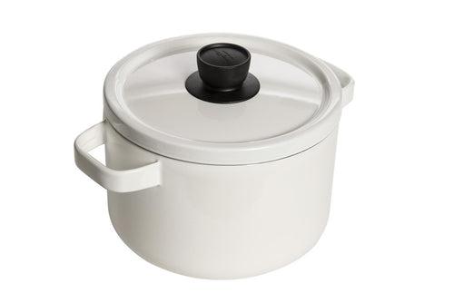 White Casserole Deep 22cm (5.6 Liters)