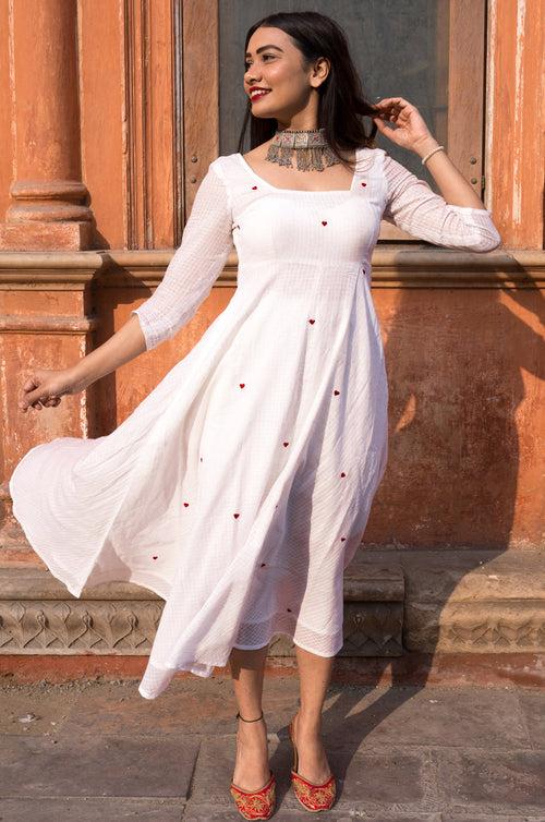 Nayeli Heart Embroidery Dress | Relove