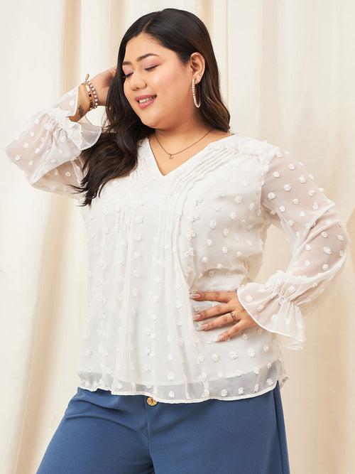 Berrylush Curve White Solid V-Neck Long Sleeve Regular Top