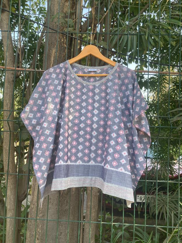 Taash- Diamonds grey Ikat Top