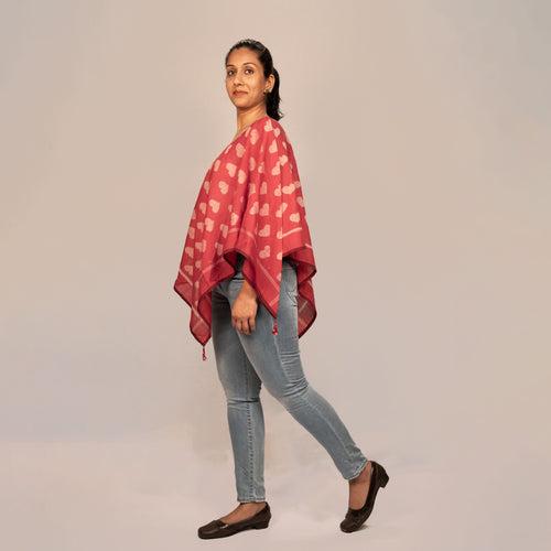 Taash - Queen of Hearts - Poncho