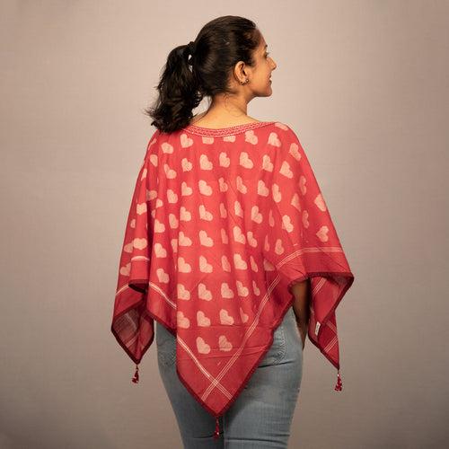 Taash - Queen of Hearts - Poncho