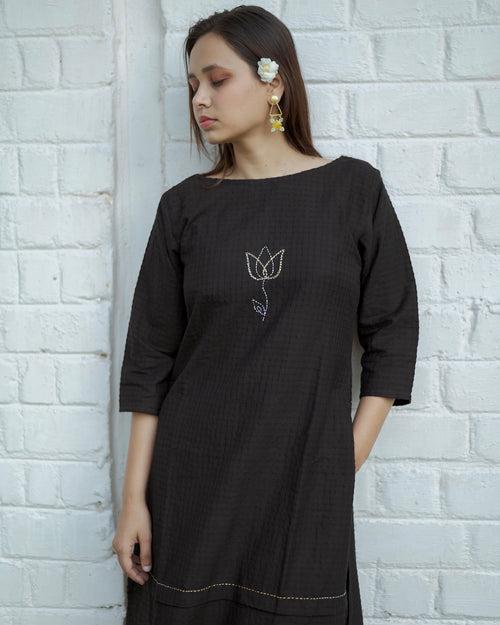 Surmayee lotus Tunic set