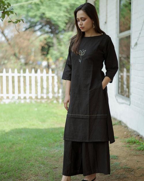 Surmayee lotus Tunic set