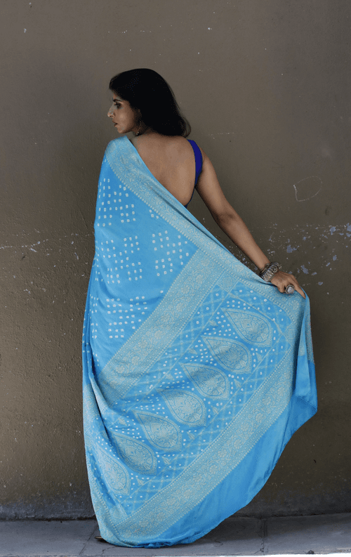 Buy Bandhani Designer Saree Online : Blue Bandhani Hand Dyed Saree With Gold Border