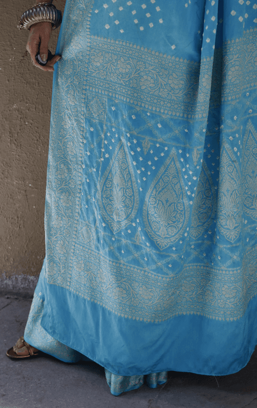 Buy Bandhani Designer Saree Online : Blue Bandhani Hand Dyed Saree With Gold Border