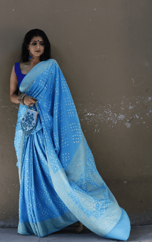 Buy Bandhani Designer Saree Online : Blue Bandhani Hand Dyed Saree With Gold Border