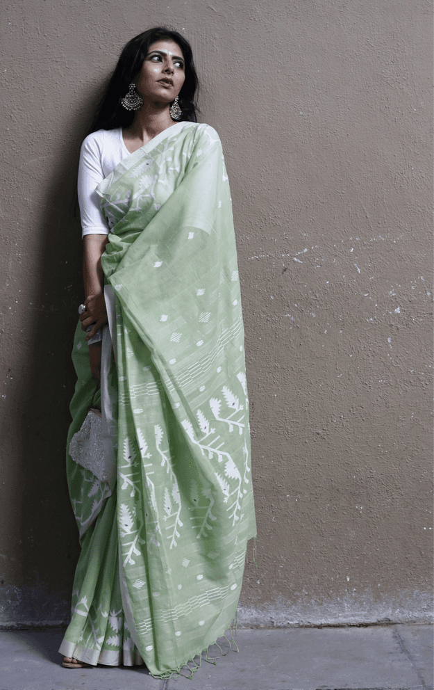 Buy Green Muslin Cotton Jamdani Saree : Green Pista & Pearls Needle Jamdani Handmade Saree