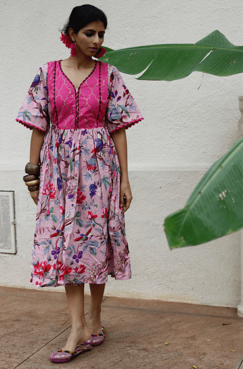 Cotton Dress : Banjaaran Dress In Powder Pink