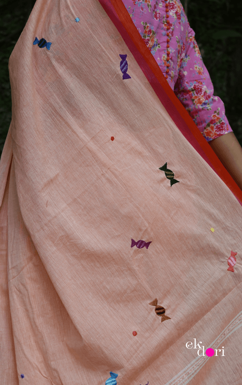 'Candy Crush' Handloom Mul Cotton Saree : Buy Handloom Cotton Statement Embroidered Saree