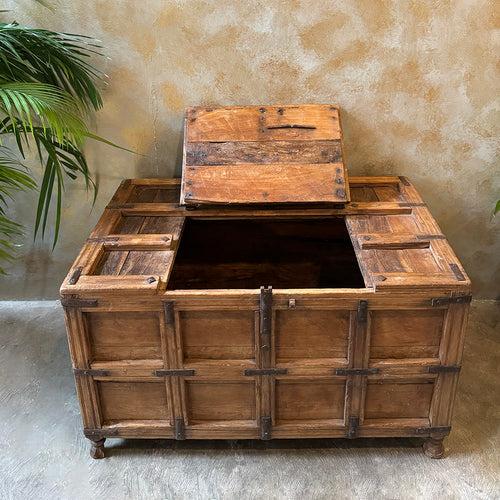 Vinatge Wooden Trunk Box Table