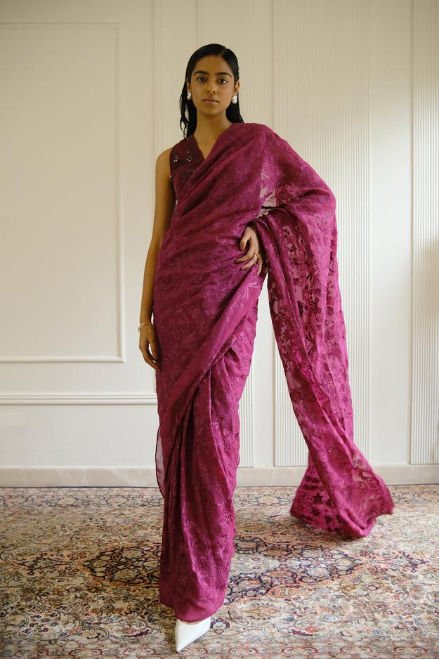 LEH MEADOWS SARI [ WINE ]