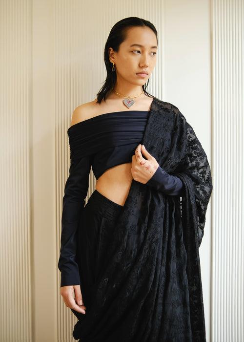 LEH MEADOWS SARI [ BLACK ]