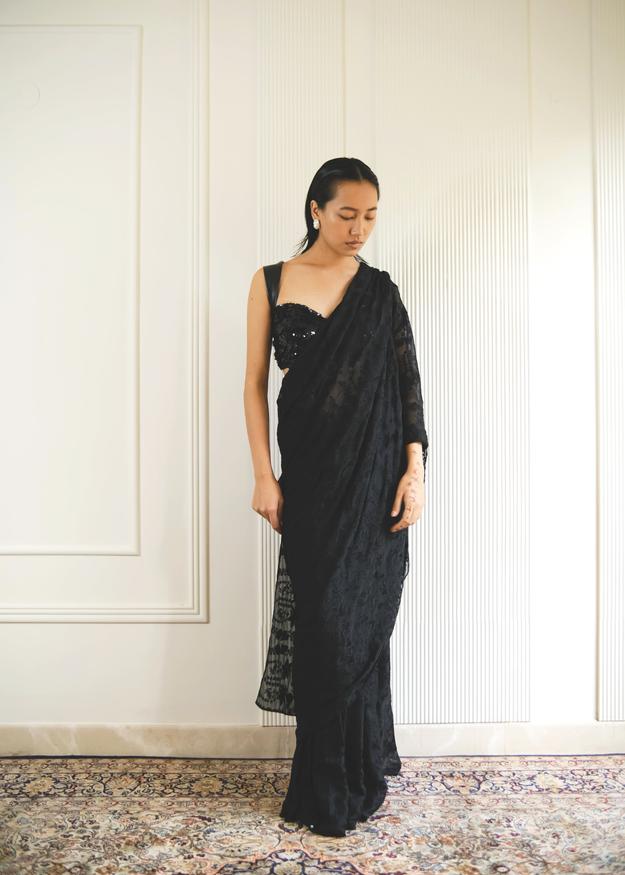 STARRY MEADOWS SARI [ BLACK ]