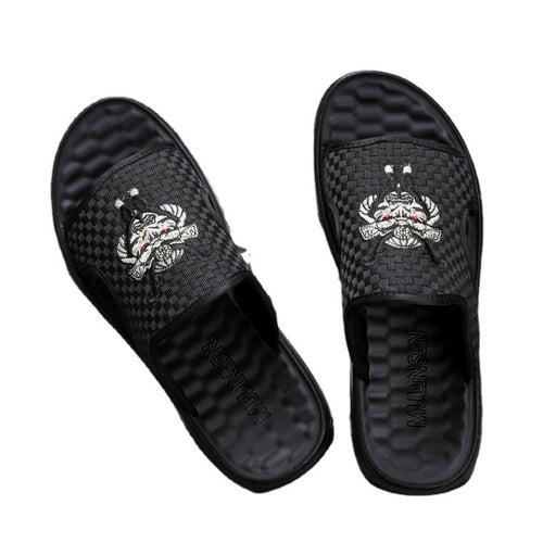 manufacturer wholesale summer beach outdoor men's sandals Korean style trendy personality versatile slippers