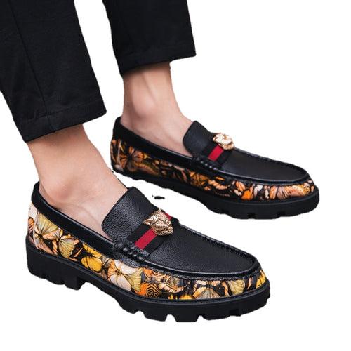 2023  spring models   explosions one foot small leather shoes men soft bottom male Korean version of the wild personality social lazy shoes