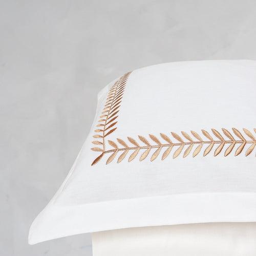 Spring White Cotton Sateen Bed Sheet by Veda Homes