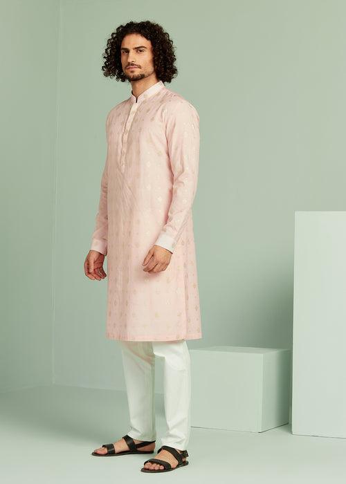 Booti Kurta set in Pink