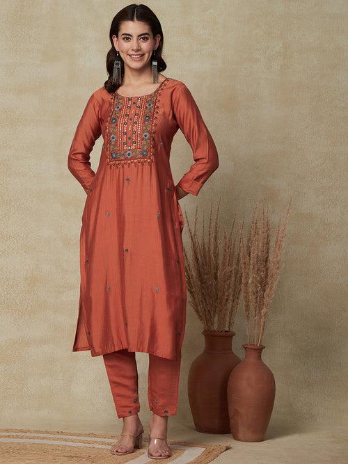 Solid Floral Hand Embroidered Straight Fit Kurta - Rust