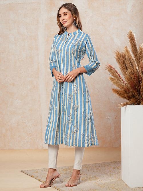 Stripes & Floral Printed Crochet Lace Embellished Kurta - Blue