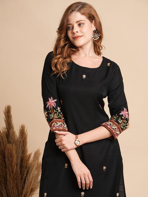 Solid Floral Hand Embroidered Straight Fit Kurta - Black