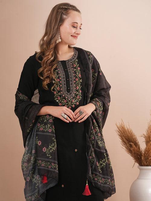 Solid Floral Resham Embroidered Straight Fit Kurta with Pant & Dupatta - Black