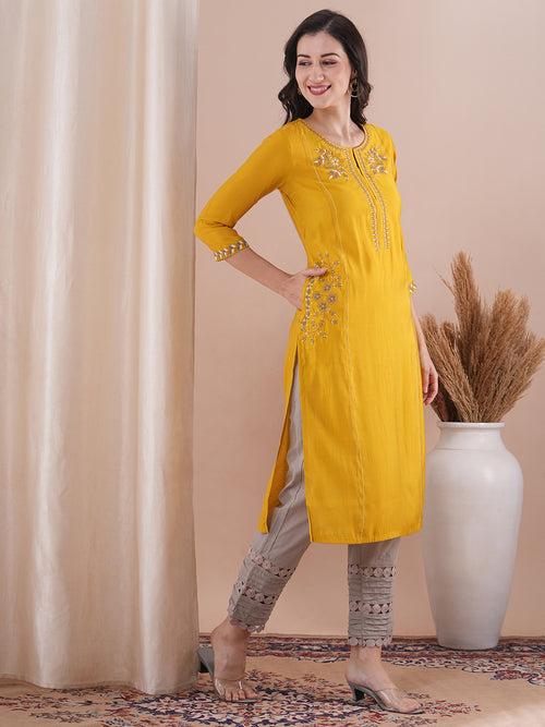 Solid Ethnic Floral Embroidered Straight Fit Kurta - Yellow