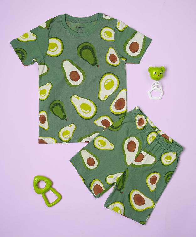 Avocado Pattern Half Sleeves T-Shirt & Shorts Set