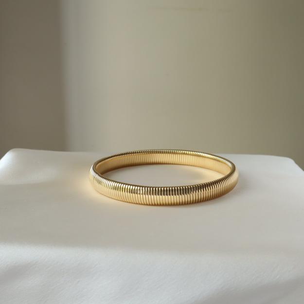 Gold Coast at Night Sleek 18K Gold Plated Bangle