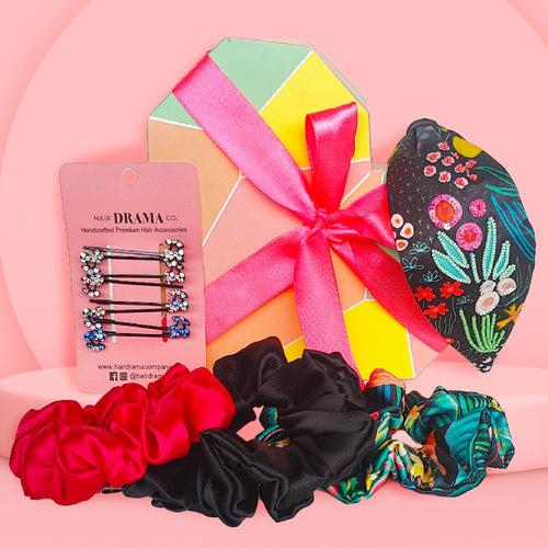 Tropical Vacay Gift Box with 1 Knotted Hair Band, 3 Scrunchies & 8 Hair Pins